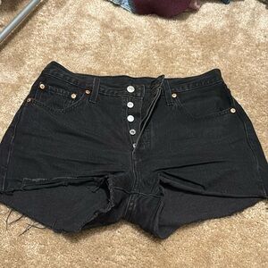 Levi’s Cut Off Shorts Black Size 28